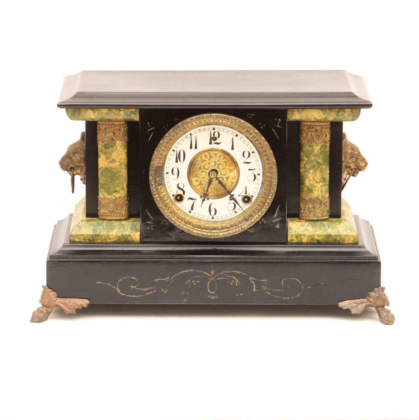 Vintage Wm. L. Gilbert Mantel Clock