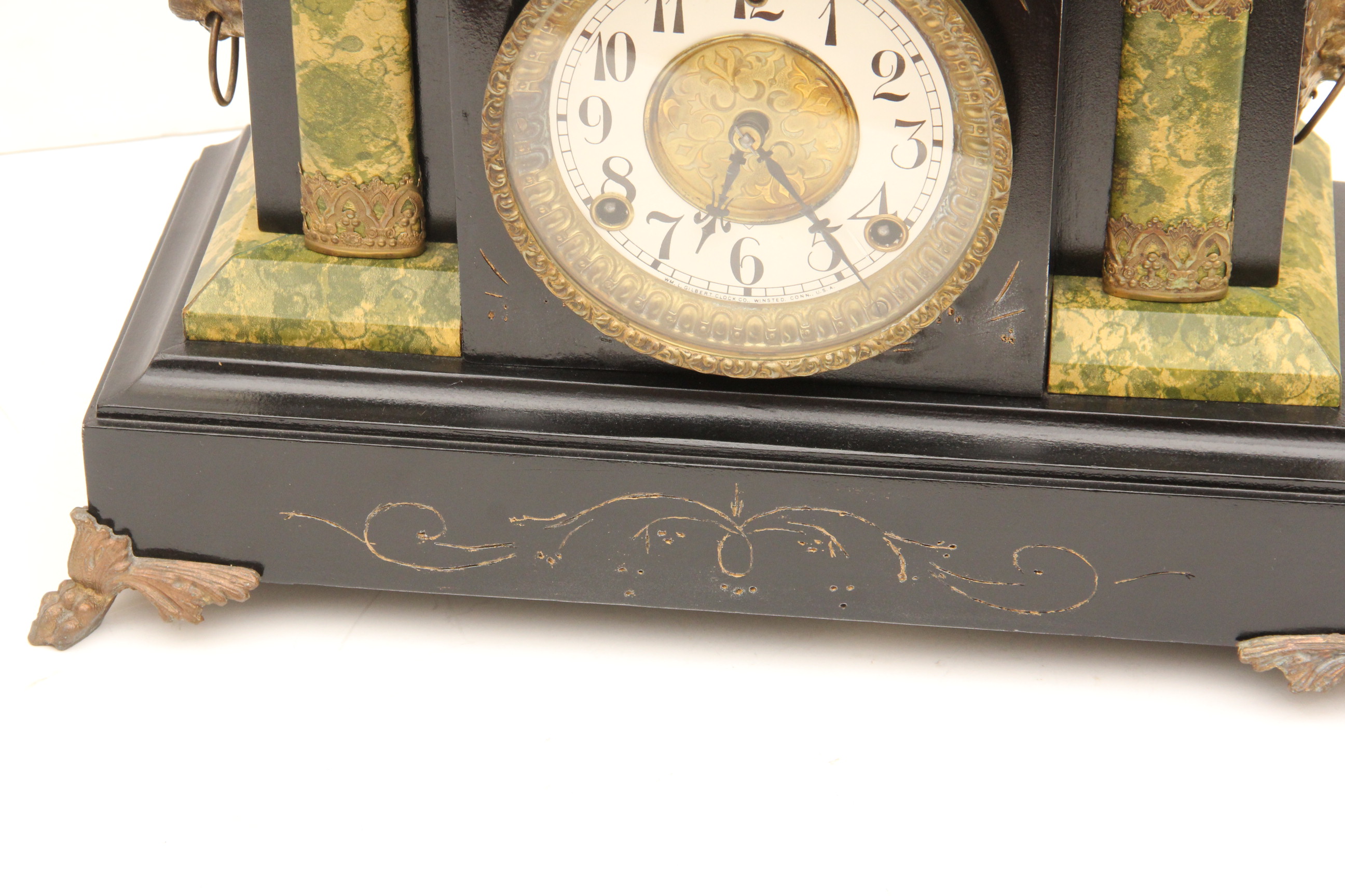 Vintage Wm. L. Gilbert Mantel Clock