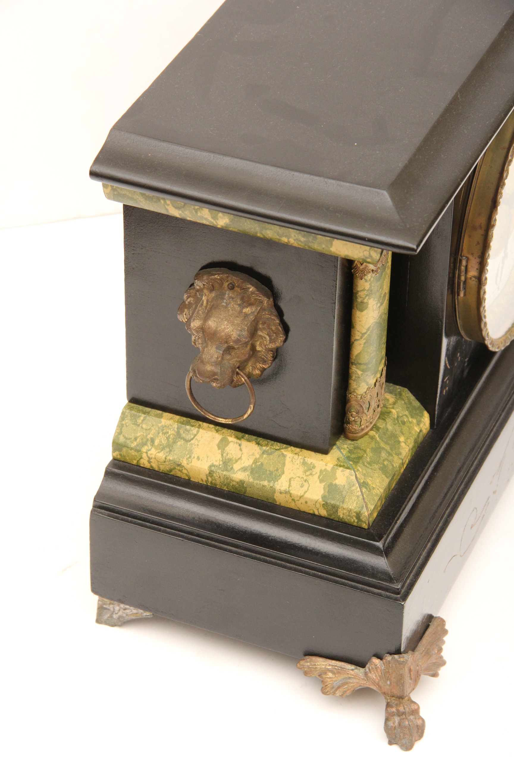 Vintage Wm. L. Gilbert Mantel Clock