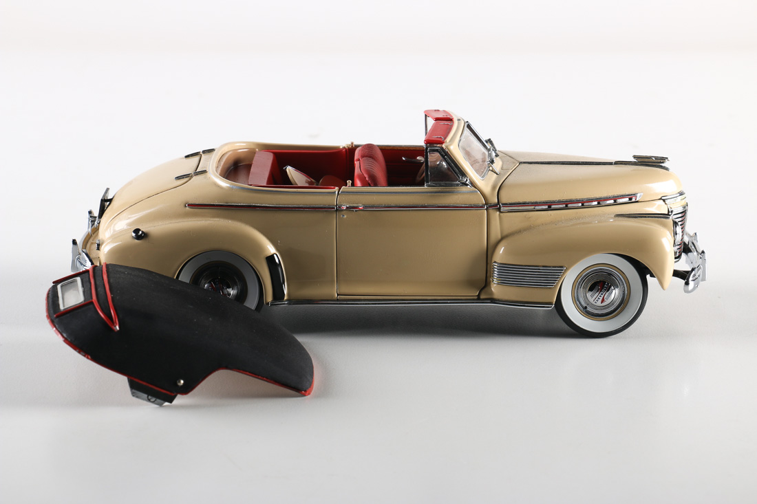 Danbury Mint 1941 Chevrolet Special DeLuxe Convertible