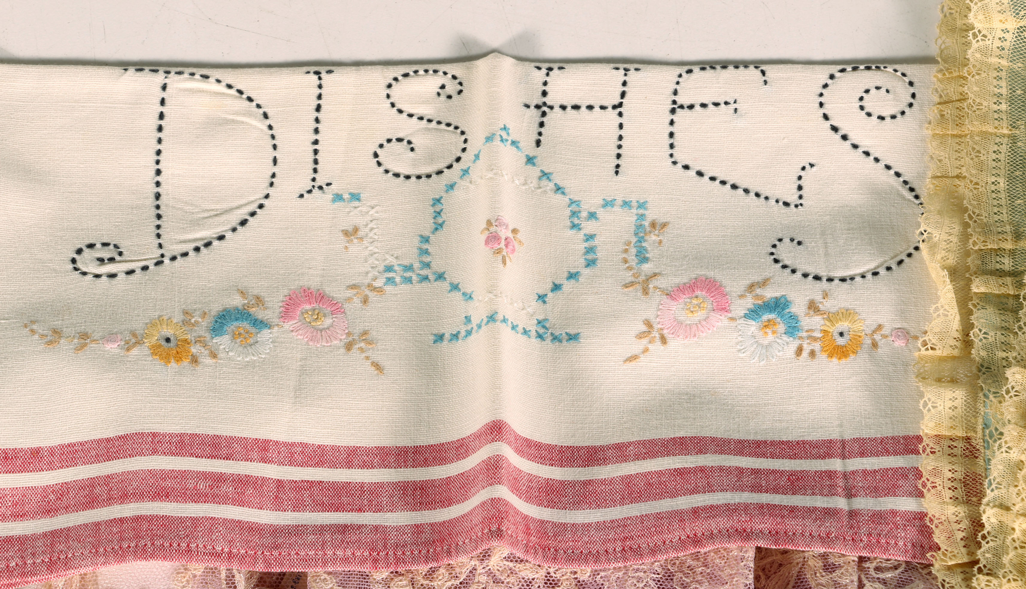 Assortment of Vintage Lace And Linens