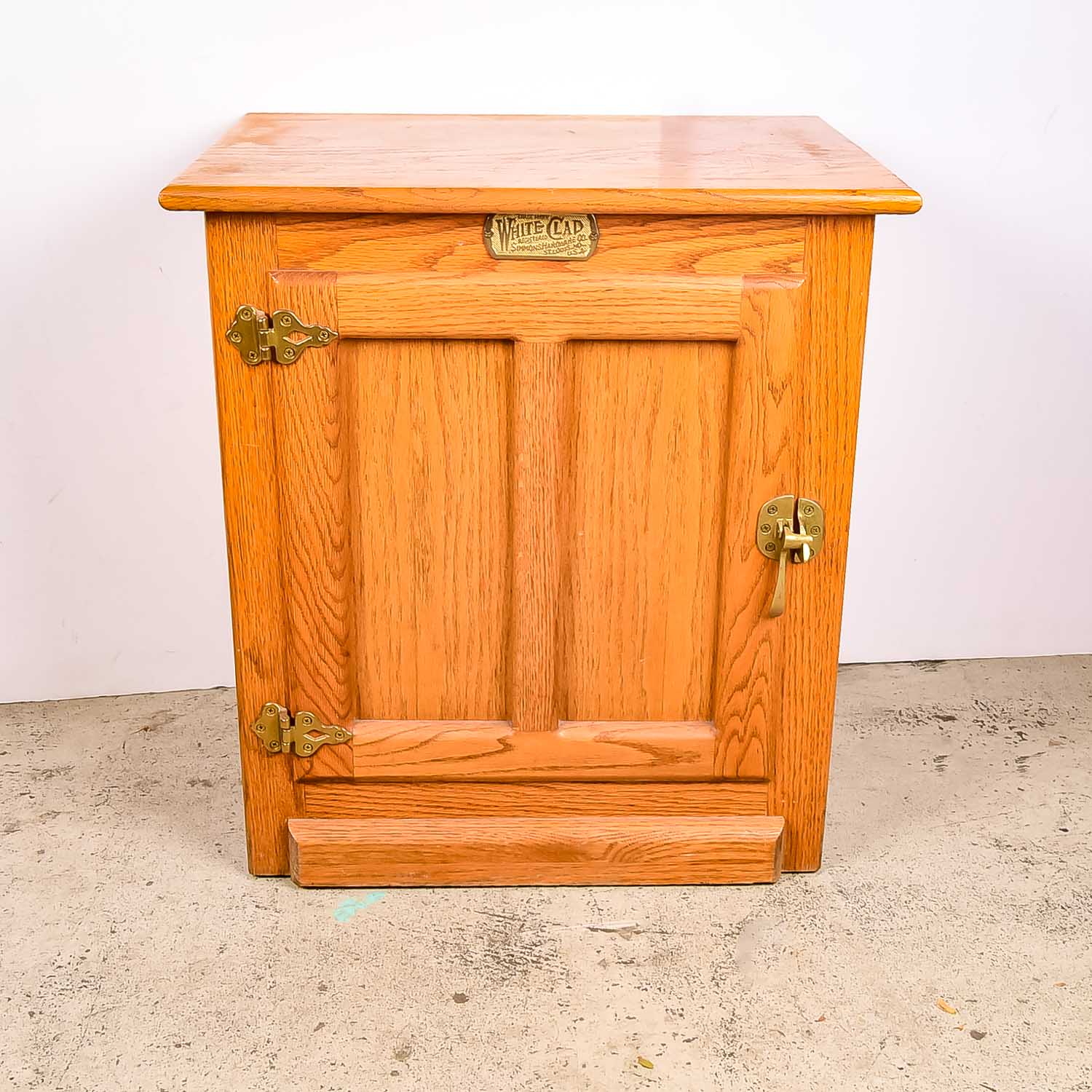 "White Clad" Ice Chest-Style Cabinet