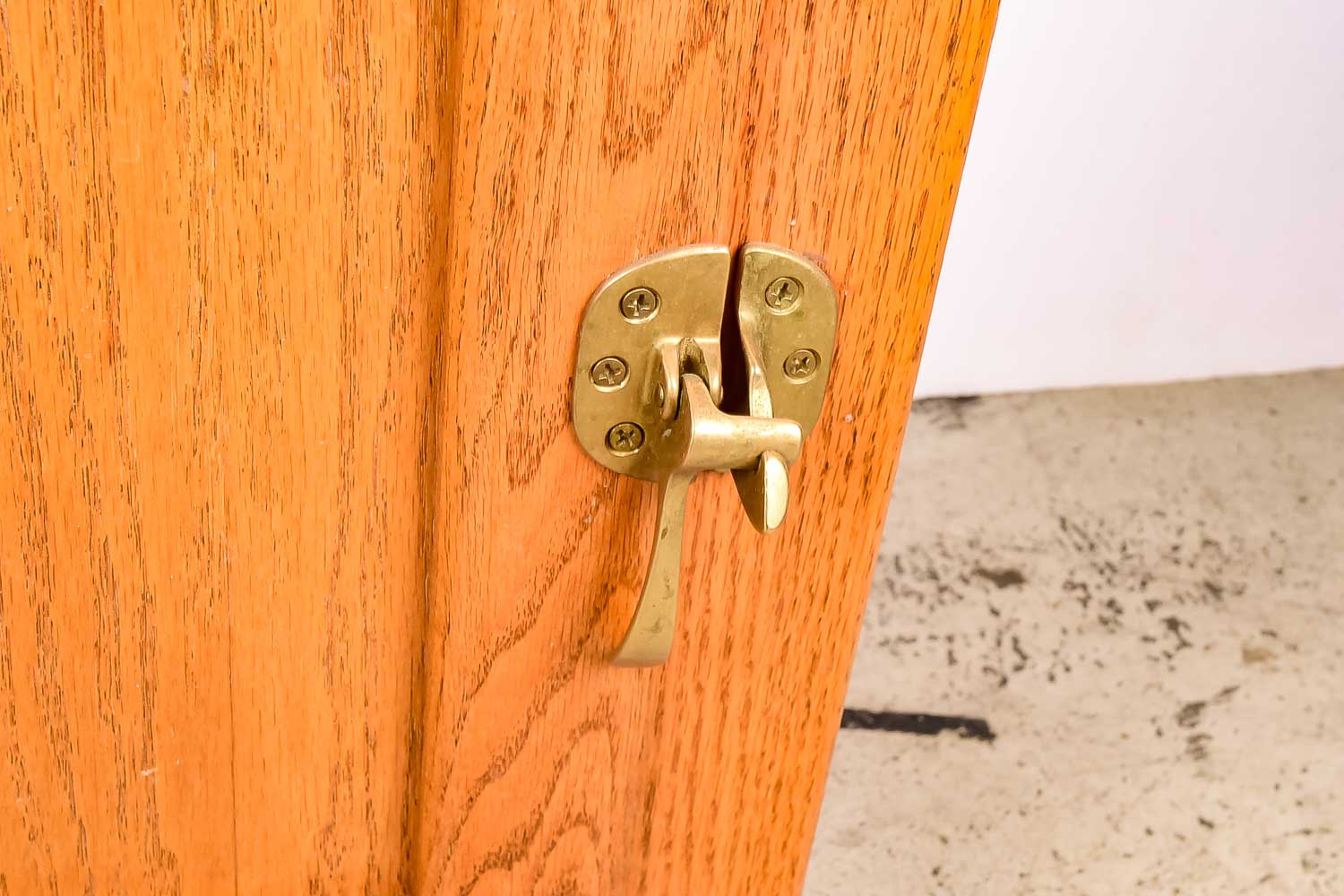 "White Clad" Ice Chest-Style Cabinet