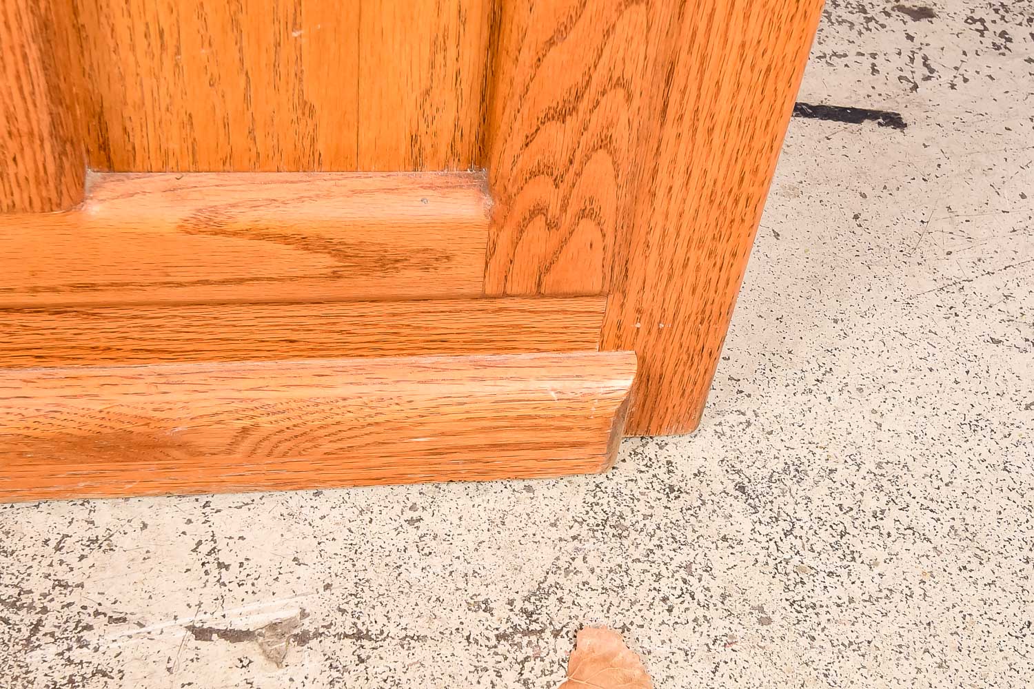 "White Clad" Ice Chest-Style Cabinet