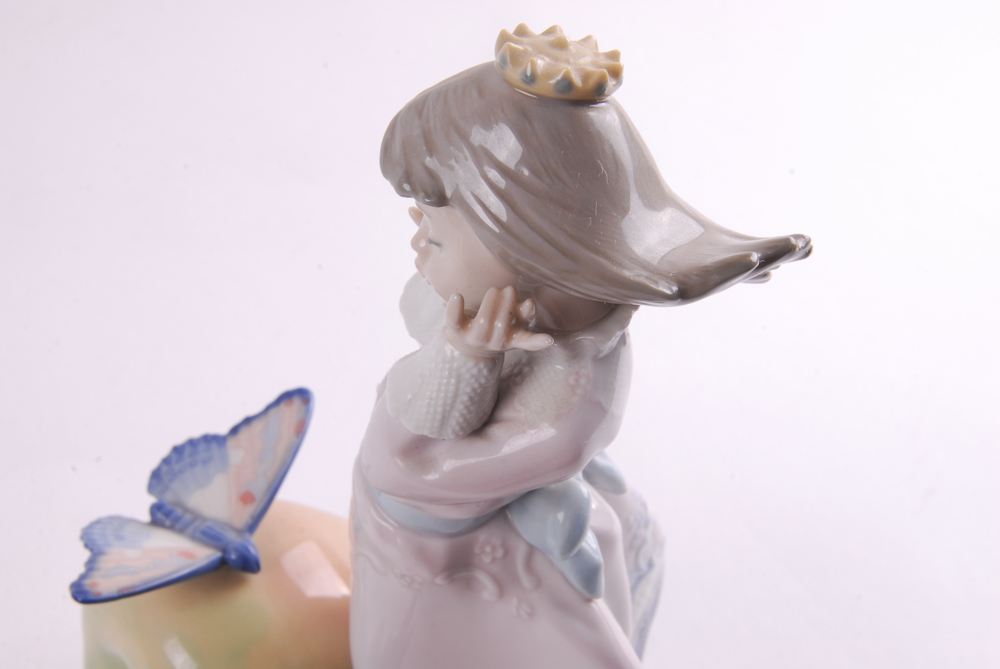 Lladro "Land of the Giants Girl , Apple, Butterfly" Figurine