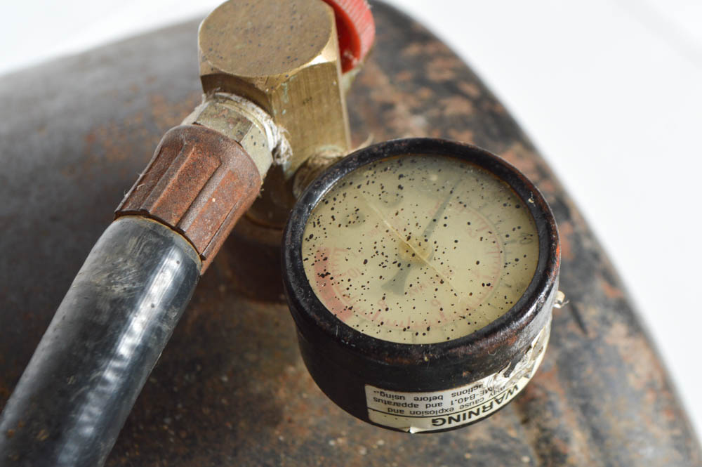 Vintage Campbell Hausfeld Portable Air Tank