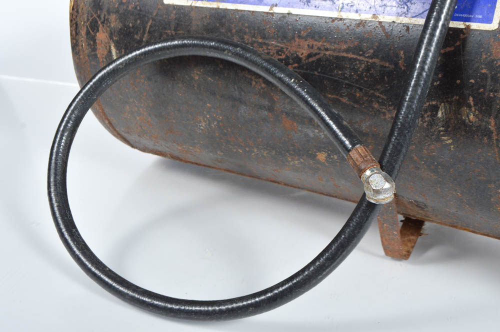 Vintage Campbell Hausfeld Portable Air Tank