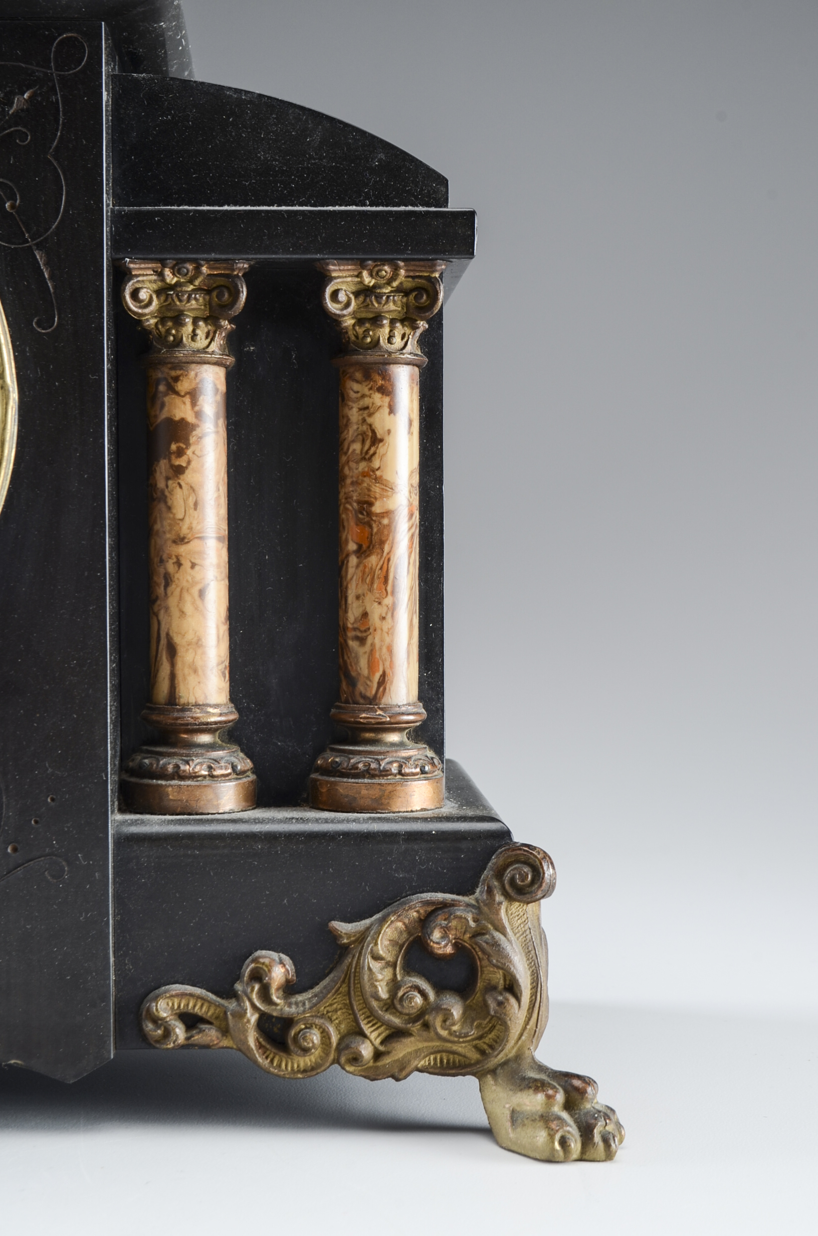 Antique Seth Thomas Co. "Adamantine" Mantel Clock