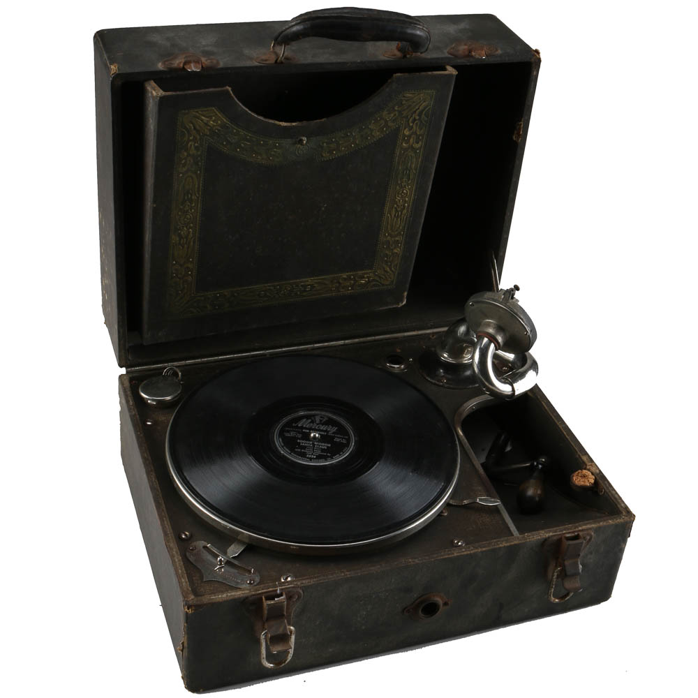 1930s Portable Suitcase Record Player