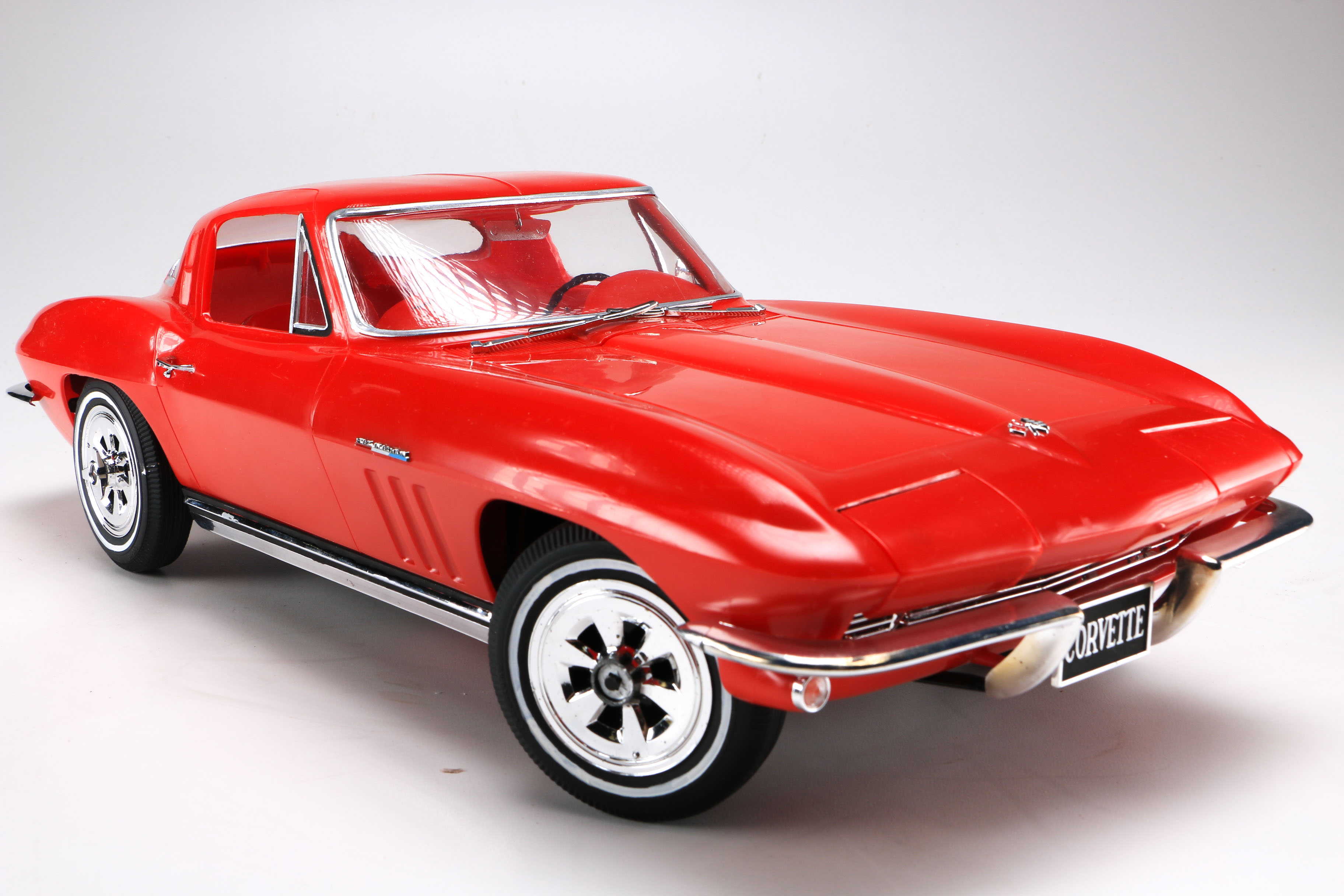 1965 Chevrolet Corvette 1:8 Scale Model by Monogram