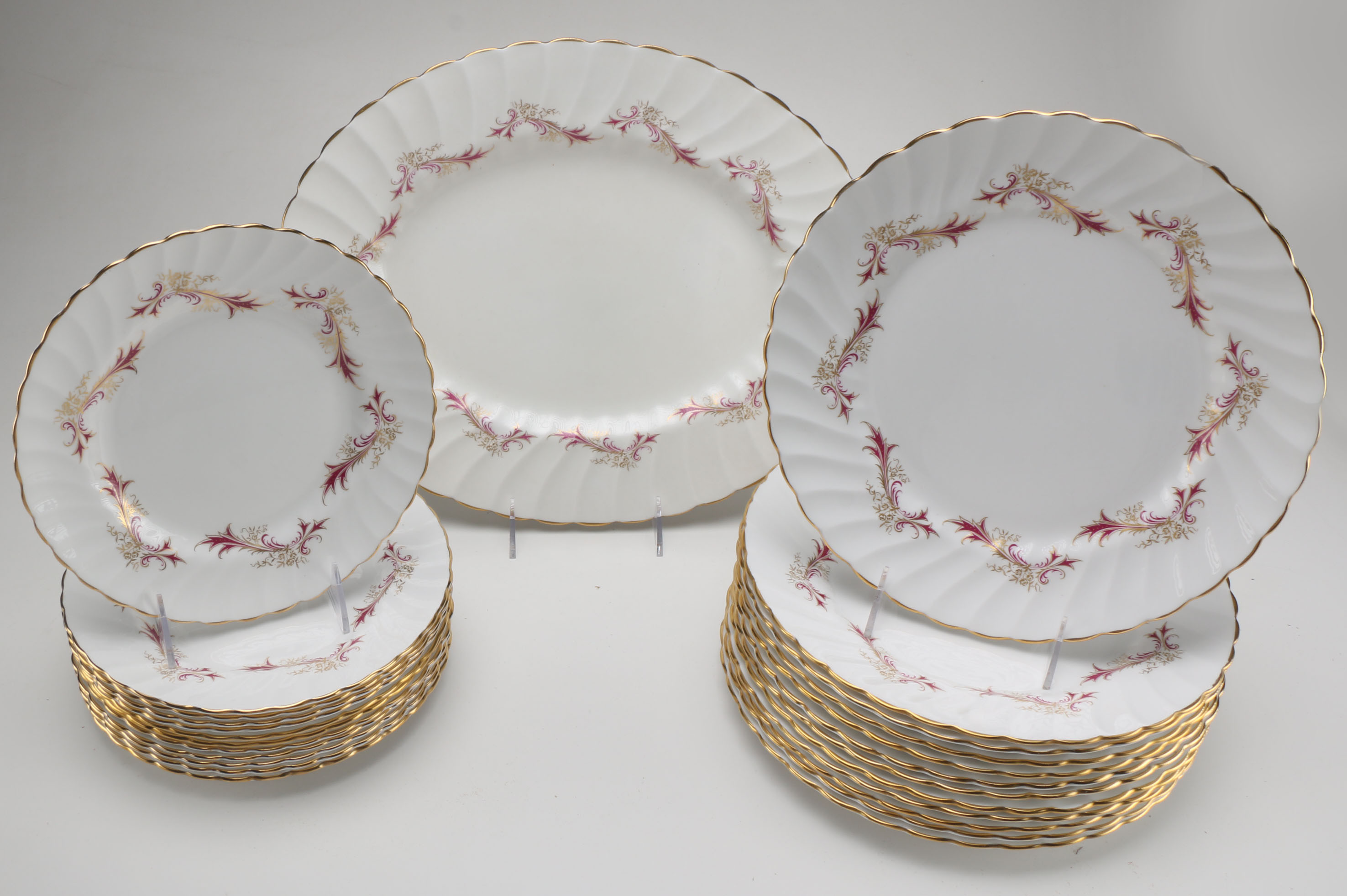 Tuscan Fine Bone China "Sandringham" China Set