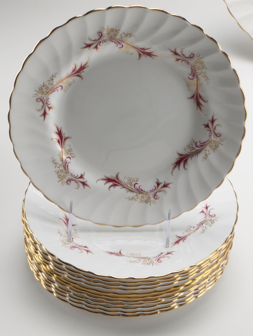 Tuscan Fine Bone China "Sandringham" China Set