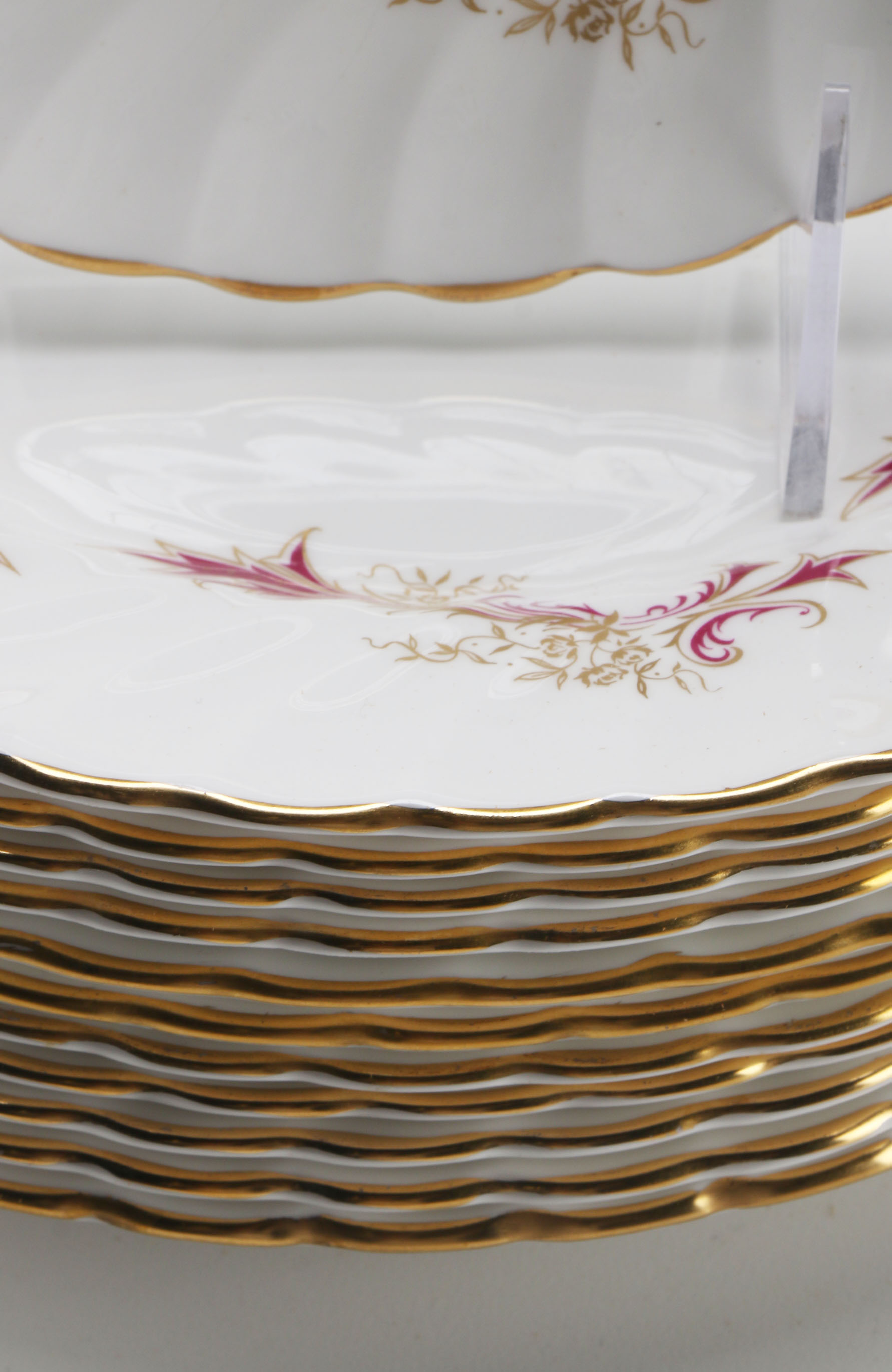 Tuscan Fine Bone China "Sandringham" China Set