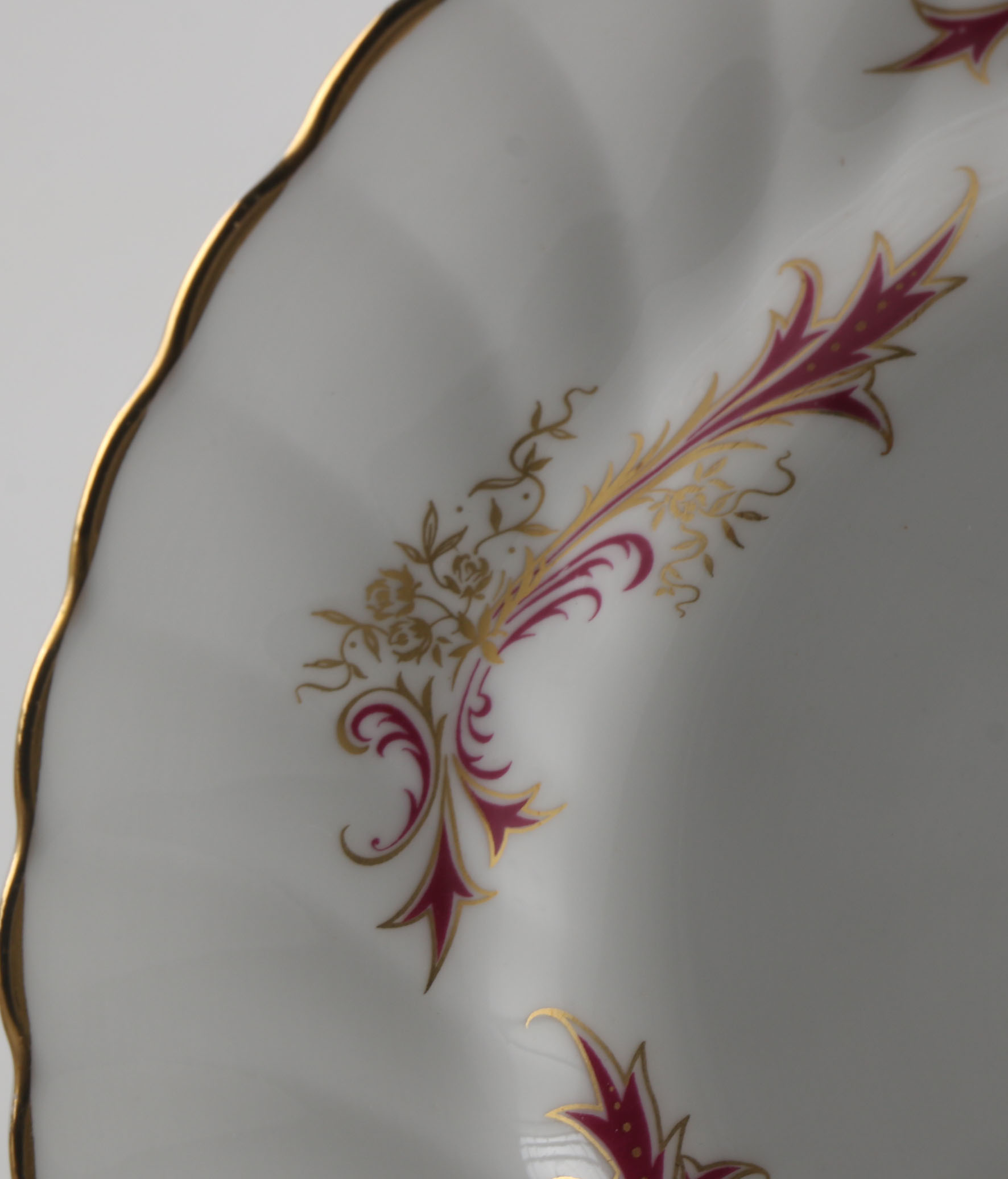 Tuscan Fine Bone China "Sandringham" China Set