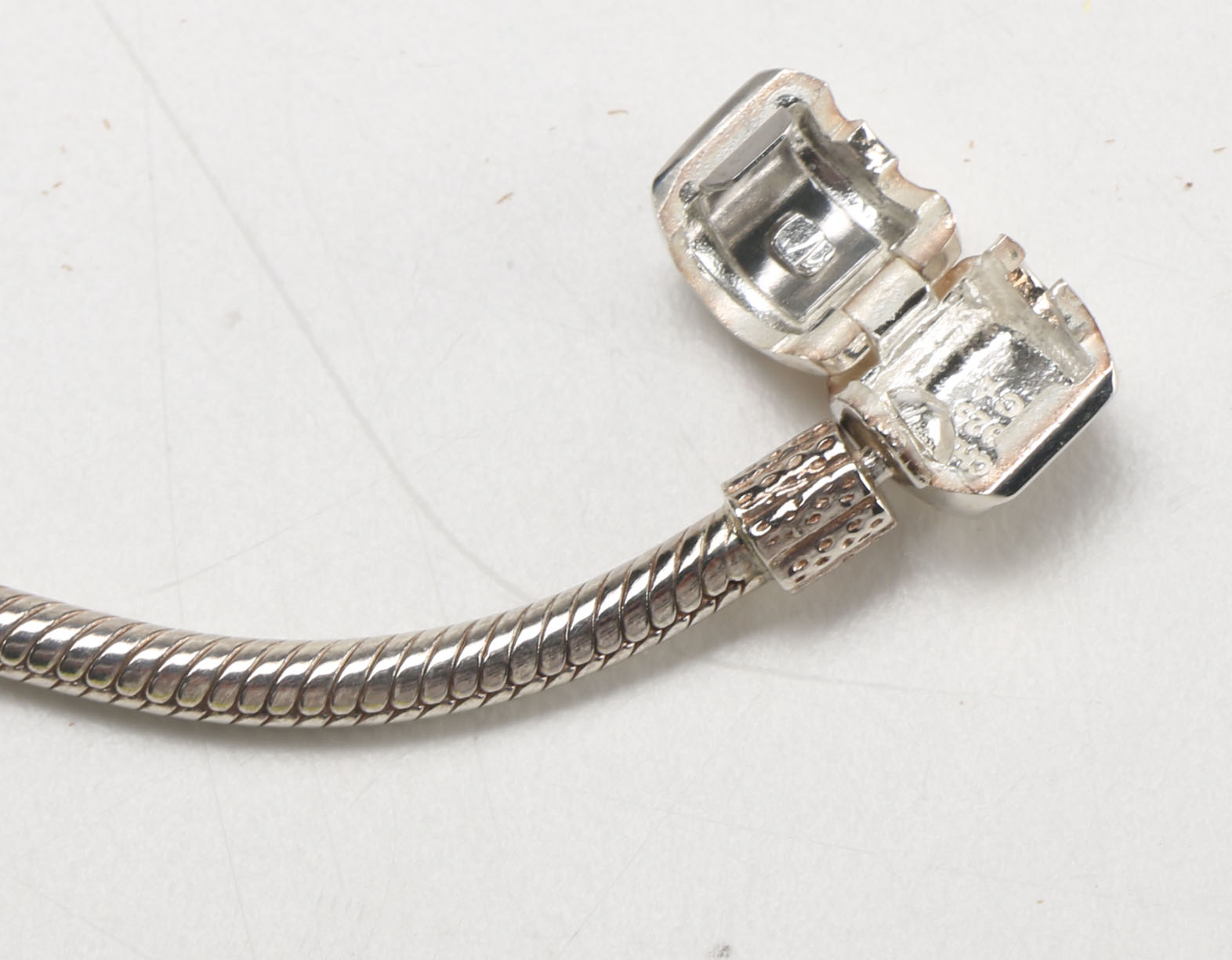 Chamilia Silver Tone Snap Charm Bracelet