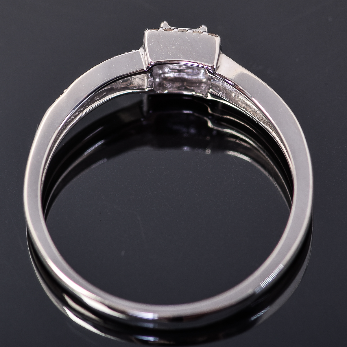 10K White Gold 0.16 CTW Diamond Bridge Ring