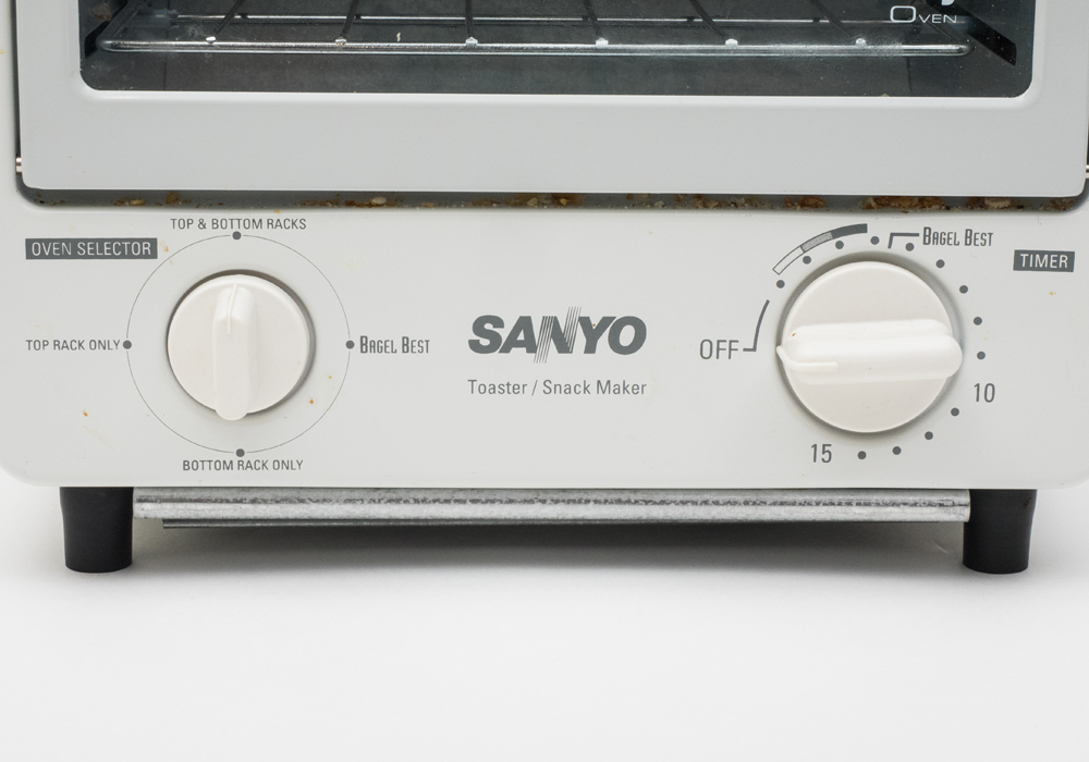 Sanyo Space Saving Toaster Oven