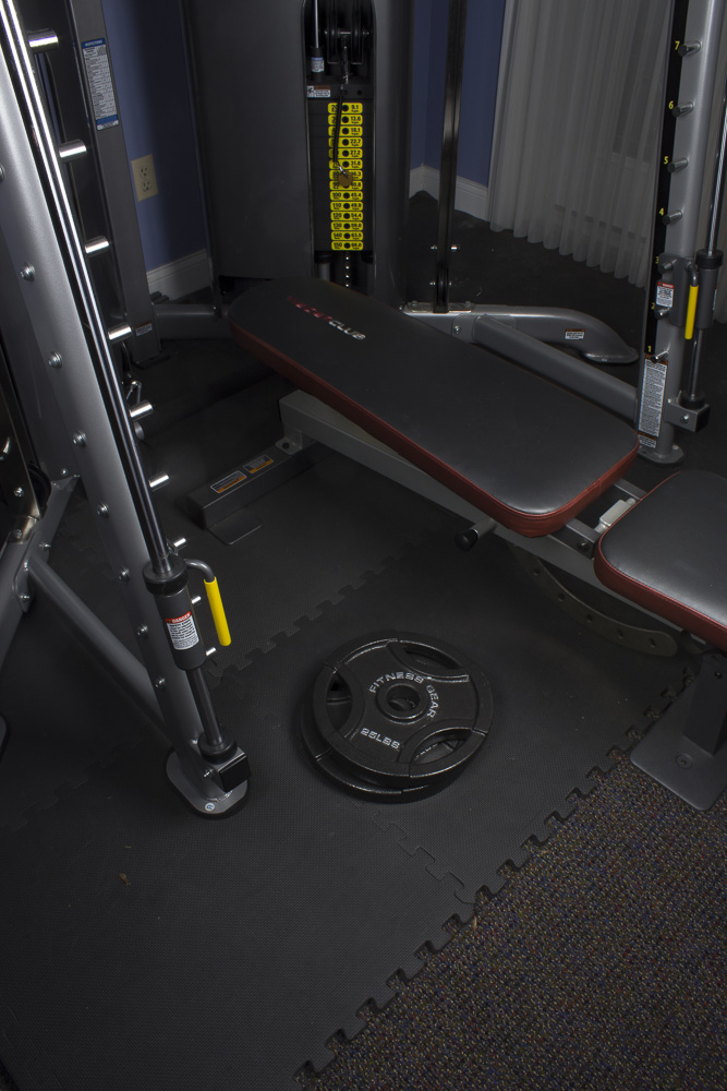 Tuff Stuff Model CXT-200 Corner Trainer Including Smith Press