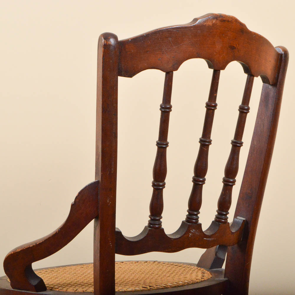 Round Cane Seat Chair