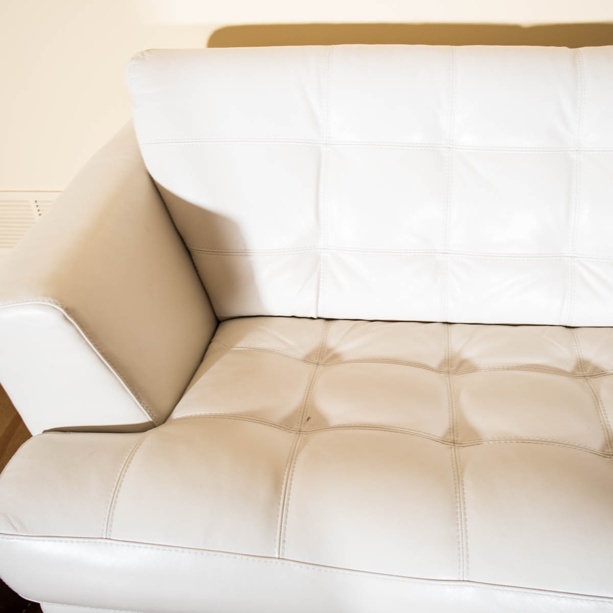 Cindy Crawford Home Leather Sofa