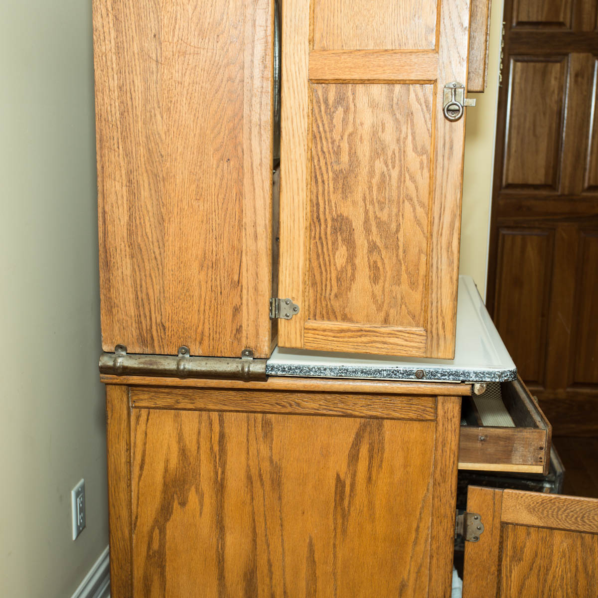 1920's Hoosier Style Seller's Kitchen Cabinet