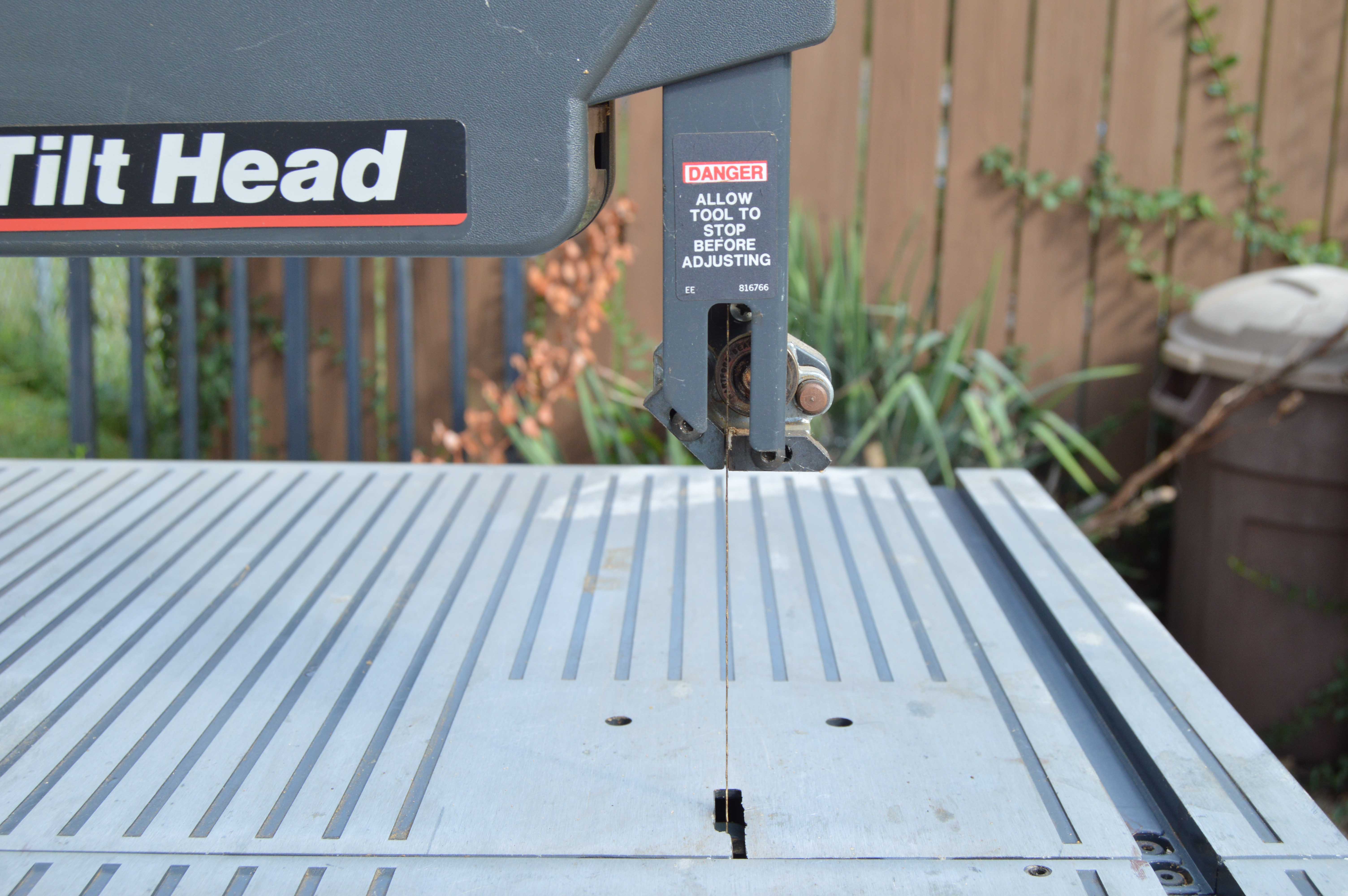 Craftsman 12" Two Speed Band Saw with Table