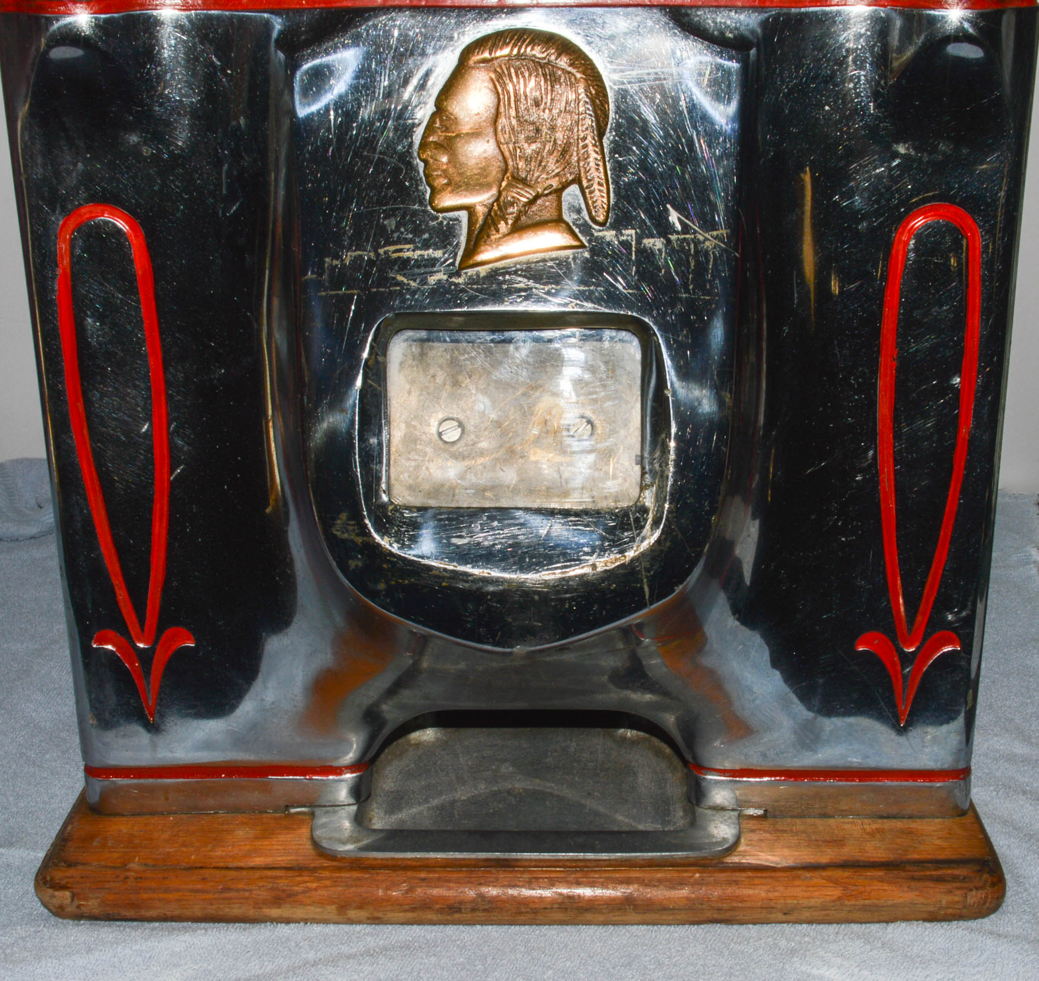 Vintage Jennings "Chief Tic Tac Toe" 25 cent Slot Machine