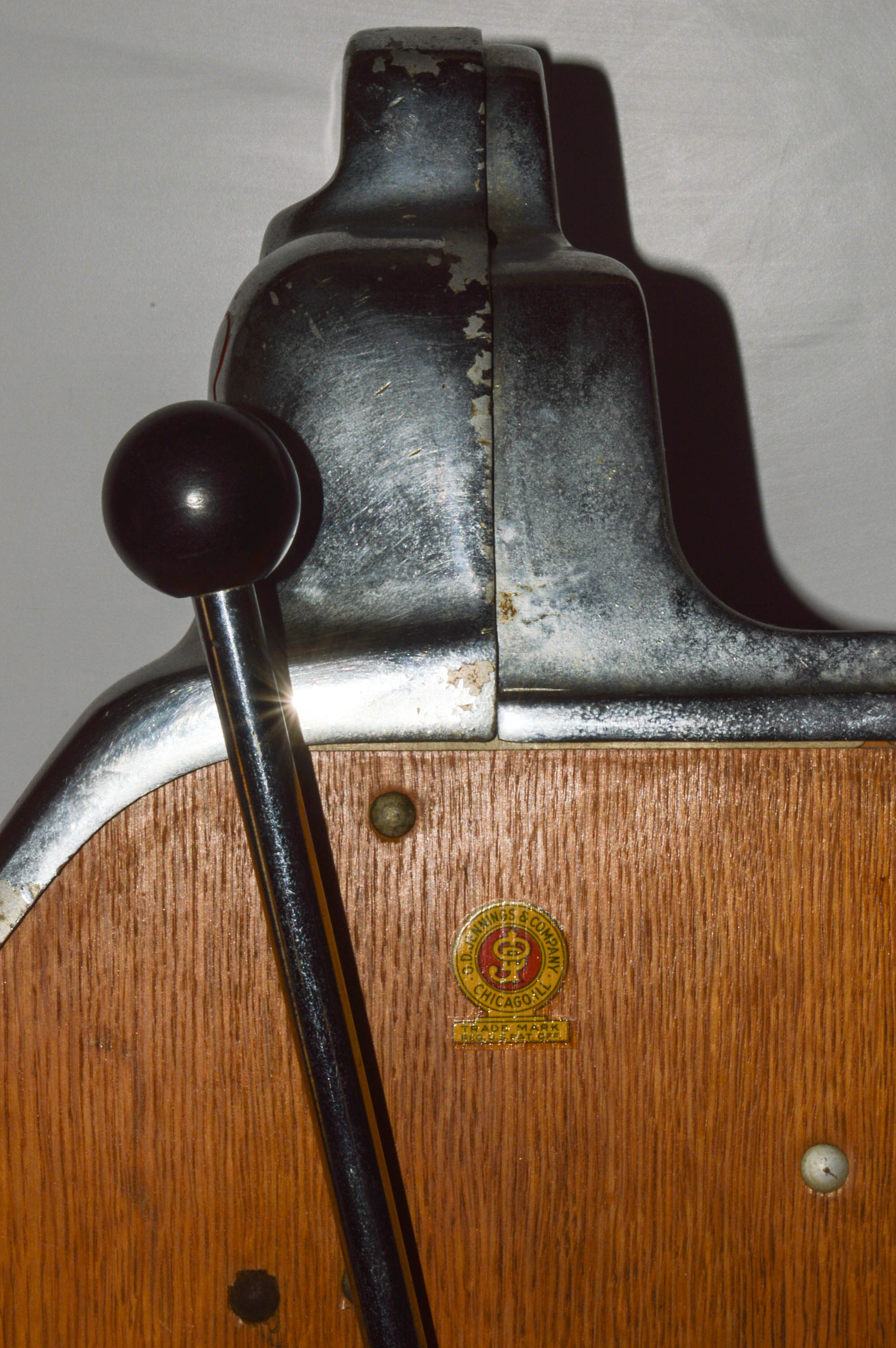 Vintage Jennings "Chief Tic Tac Toe" 25 cent Slot Machine