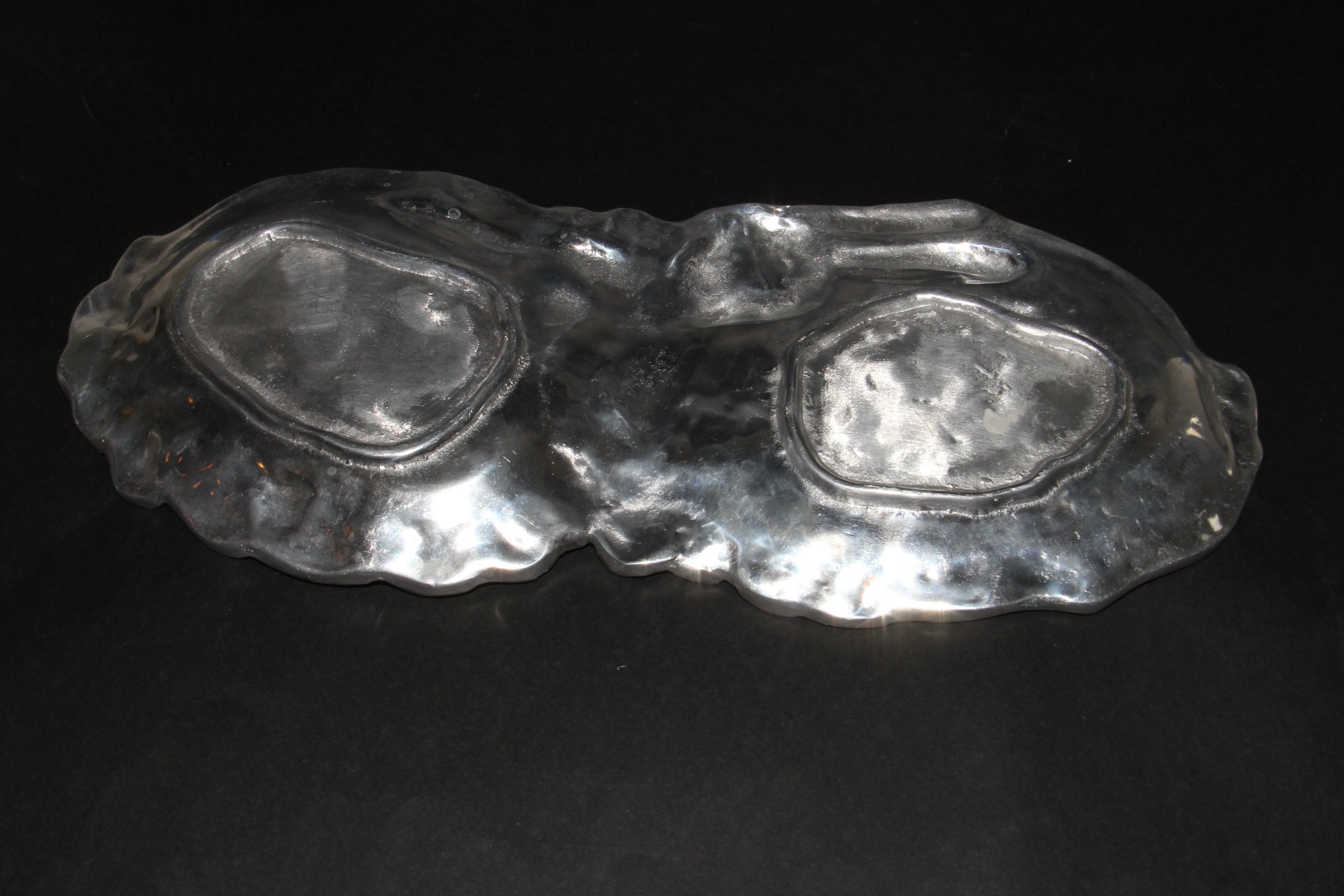 Vintage Everlast Hammered Aluminum Dish With Rabbit Serving Tray