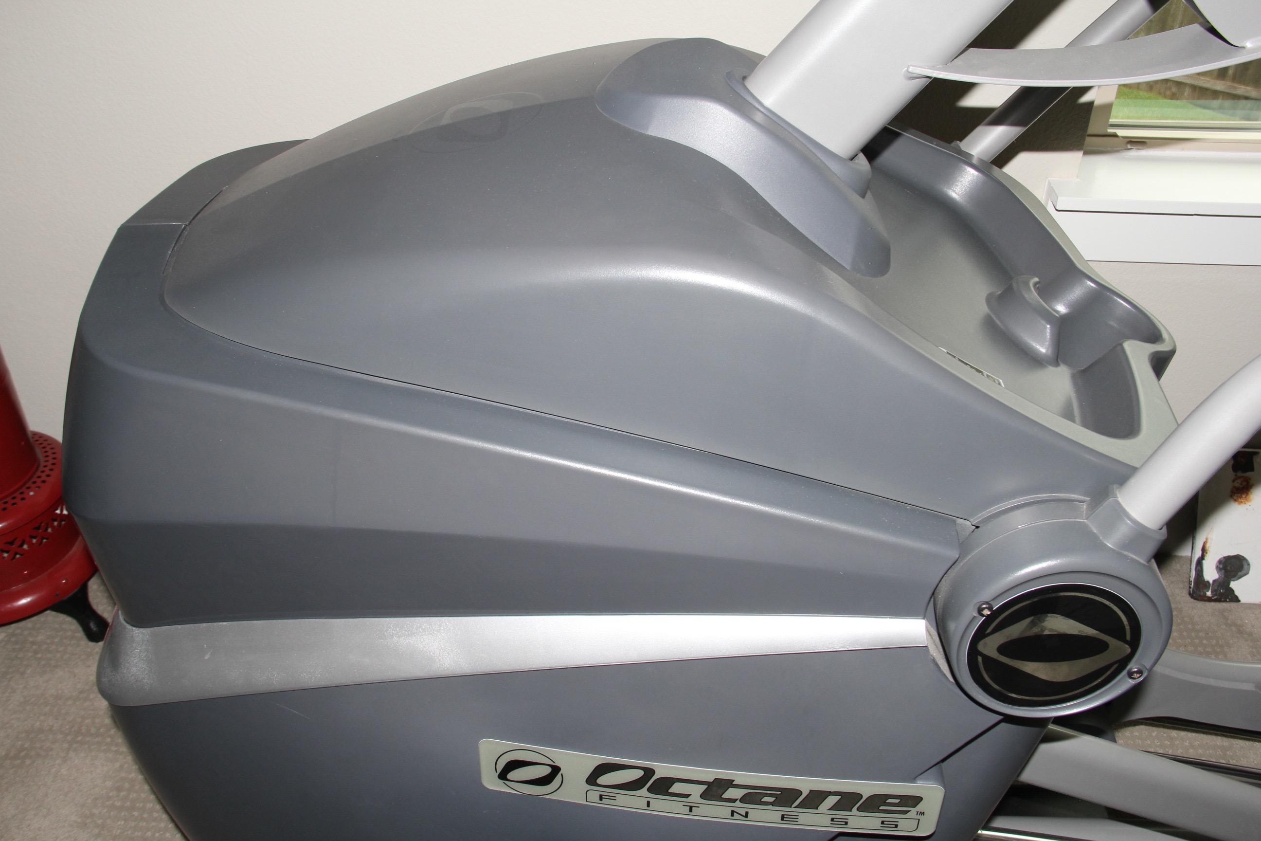 Octane Fitness Q45E Elliptical Trainer