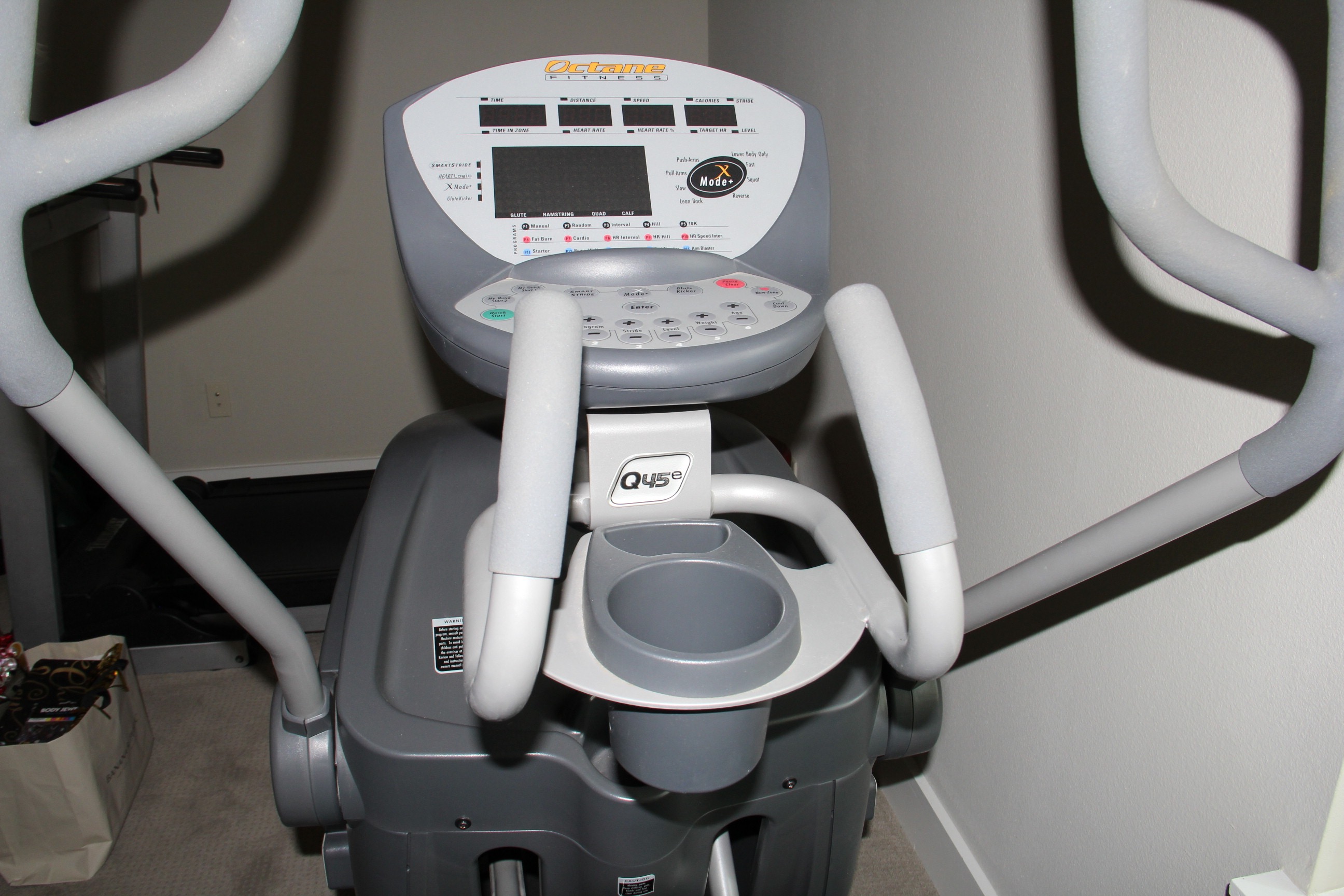 Octane Fitness Q45E Elliptical Trainer