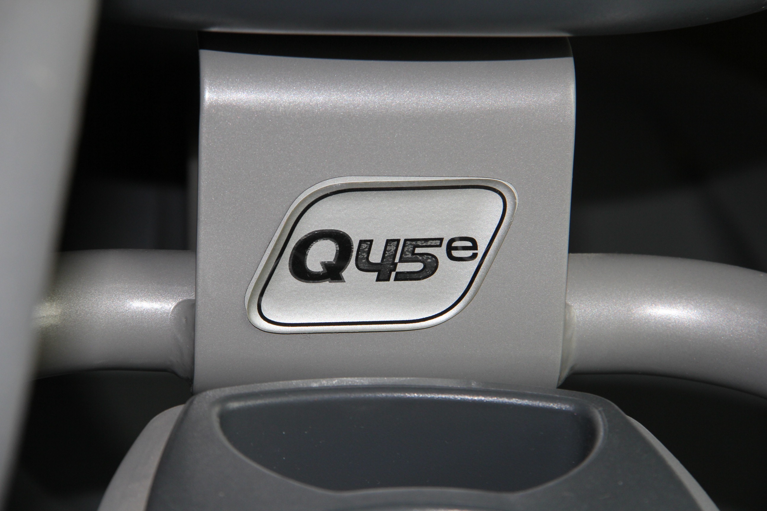 Octane Fitness Q45E Elliptical Trainer