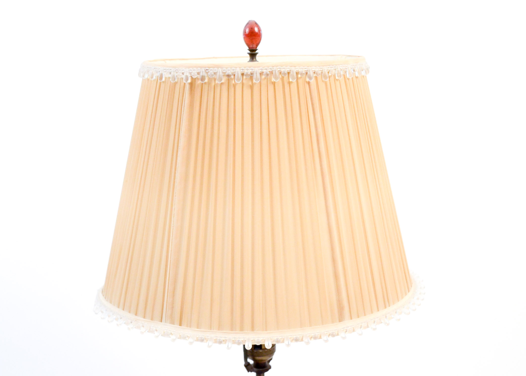 Vintage Ceramic Boudoir Style Figurine Lamp