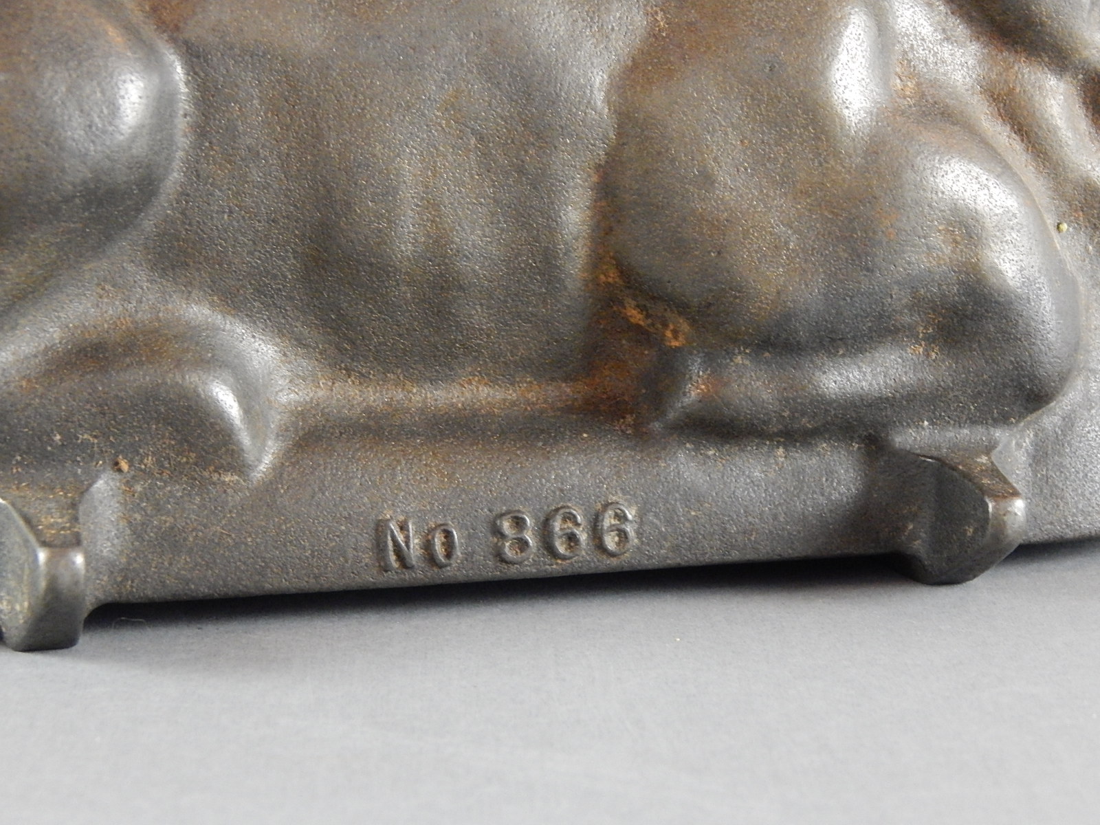 Vintage Griswold Cast Iron Lamb Cake Mold