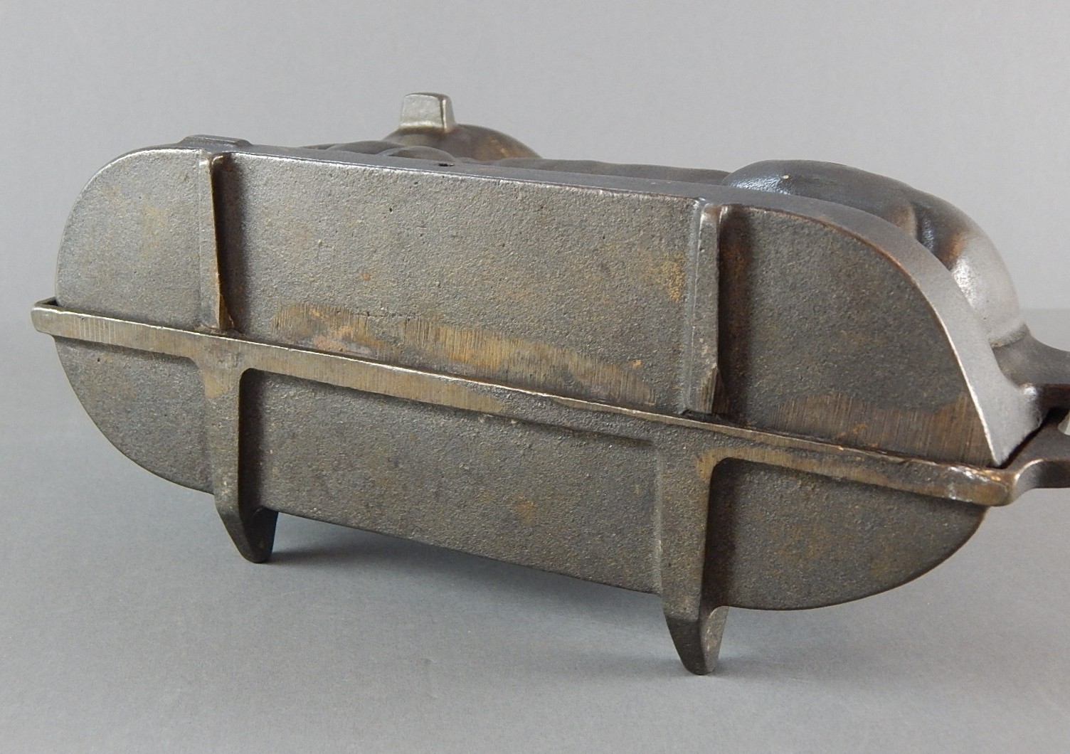 Vintage Griswold Cast Iron Lamb Cake Mold