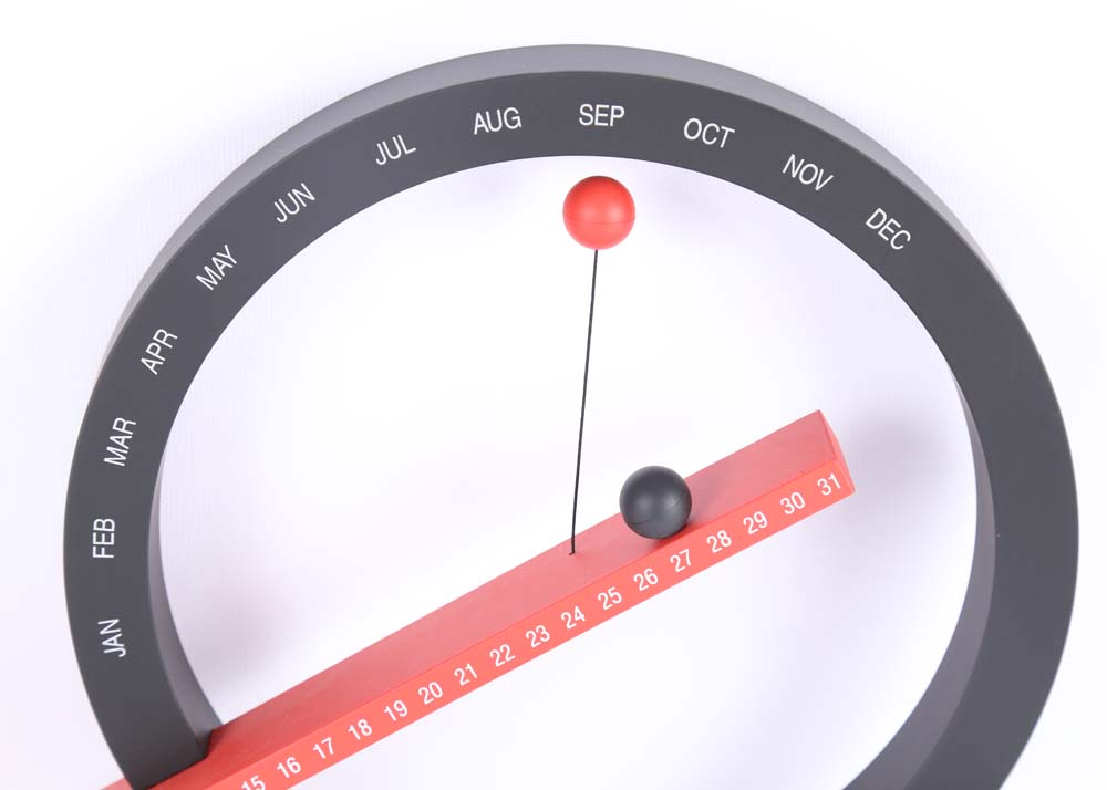 Gideon Dagan's MoMA Perpetual Movement Calendar