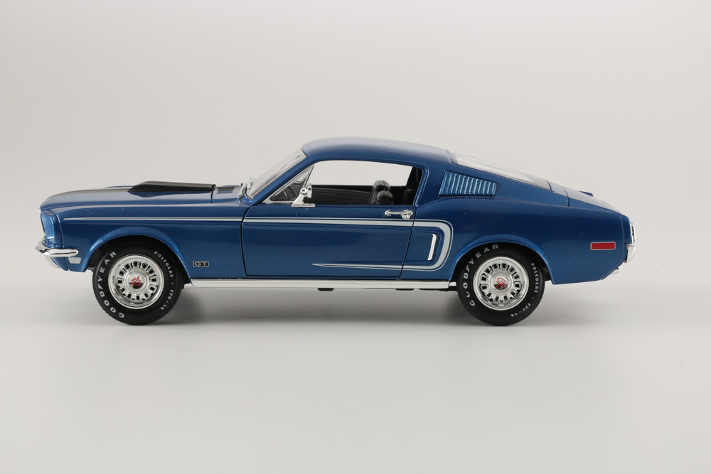 Assortment of Classic Ford Mustang Fastback Die-cast Cars
