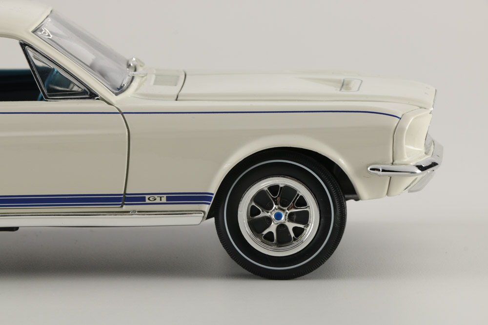 Assortment of Classic Ford Mustang Fastback Die-cast Cars