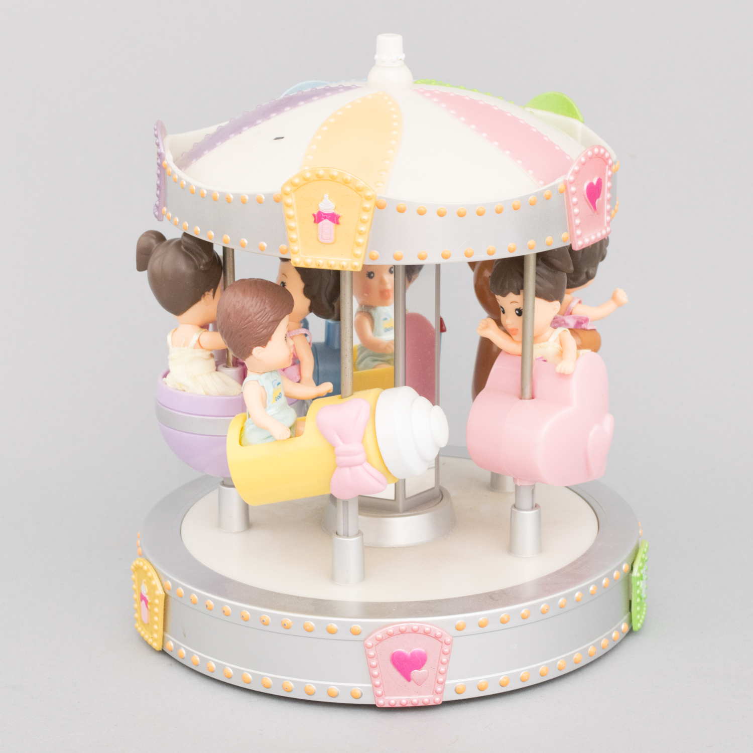 5-Sies Playhouse, Carousel and Dolls