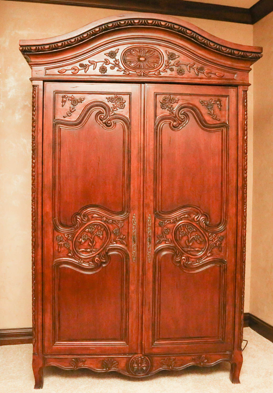 Hekman Furniture Company Entertainment Center