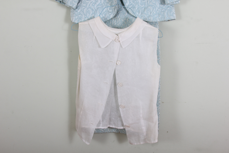 Women's Vintage Clothing