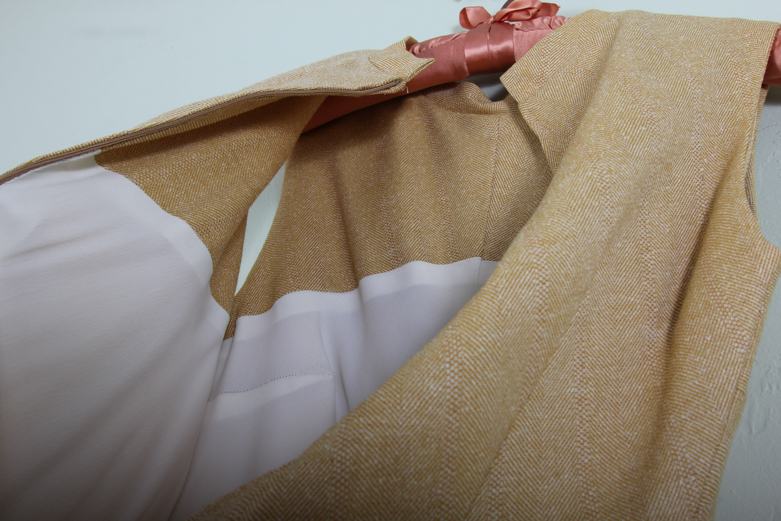 Women's Vintage Clothing