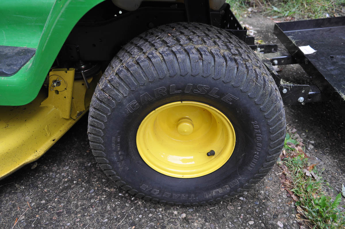 John Deere X300 Riding Mower