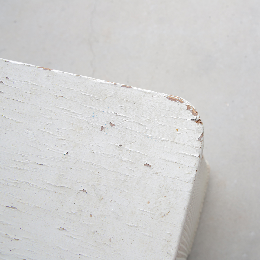 Vintage White Wicker Hamper