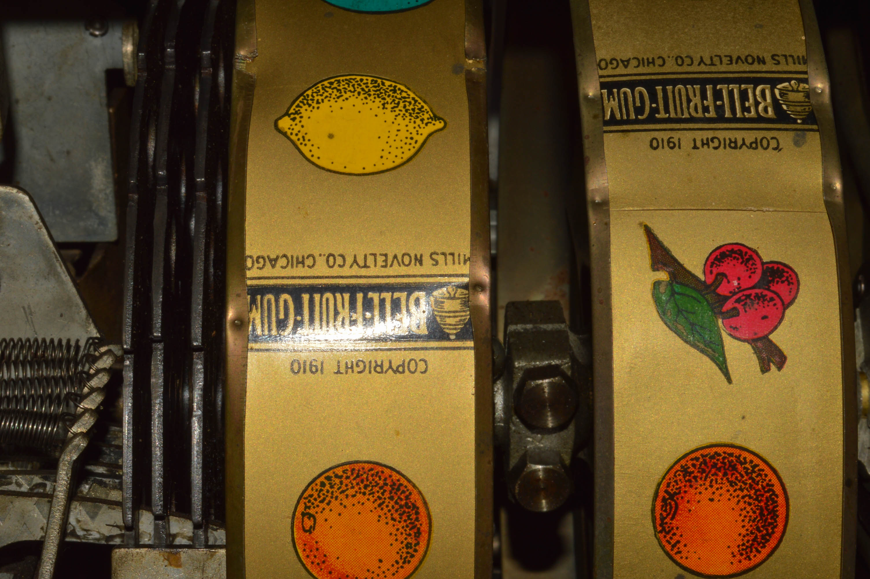 Mills "Bursting Cherry" Nickel Slot Machine