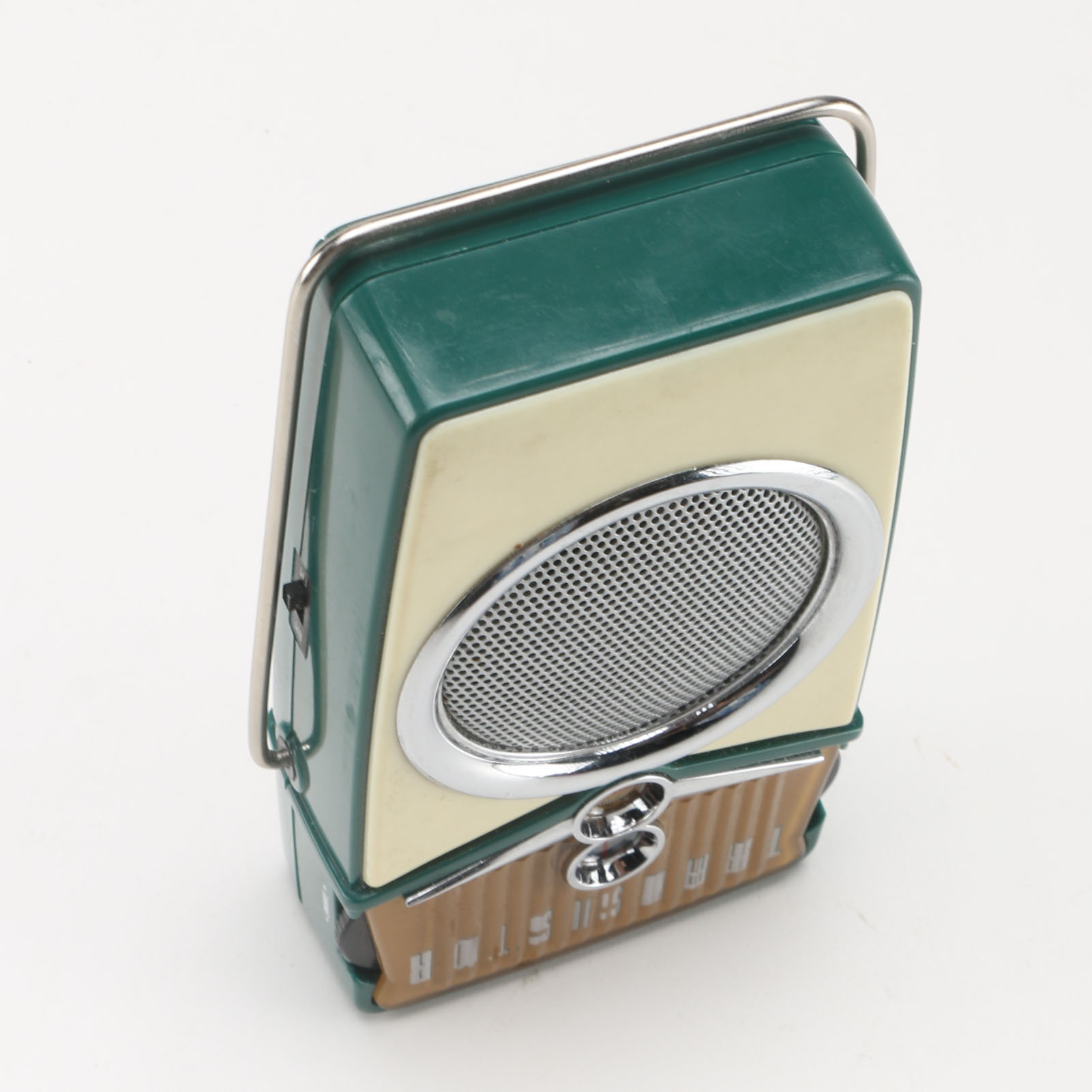 Retro Style Beach Boy Transistor Radio