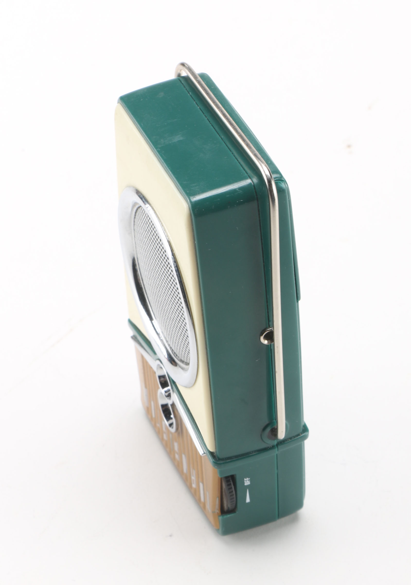 Retro Style Beach Boy Transistor Radio