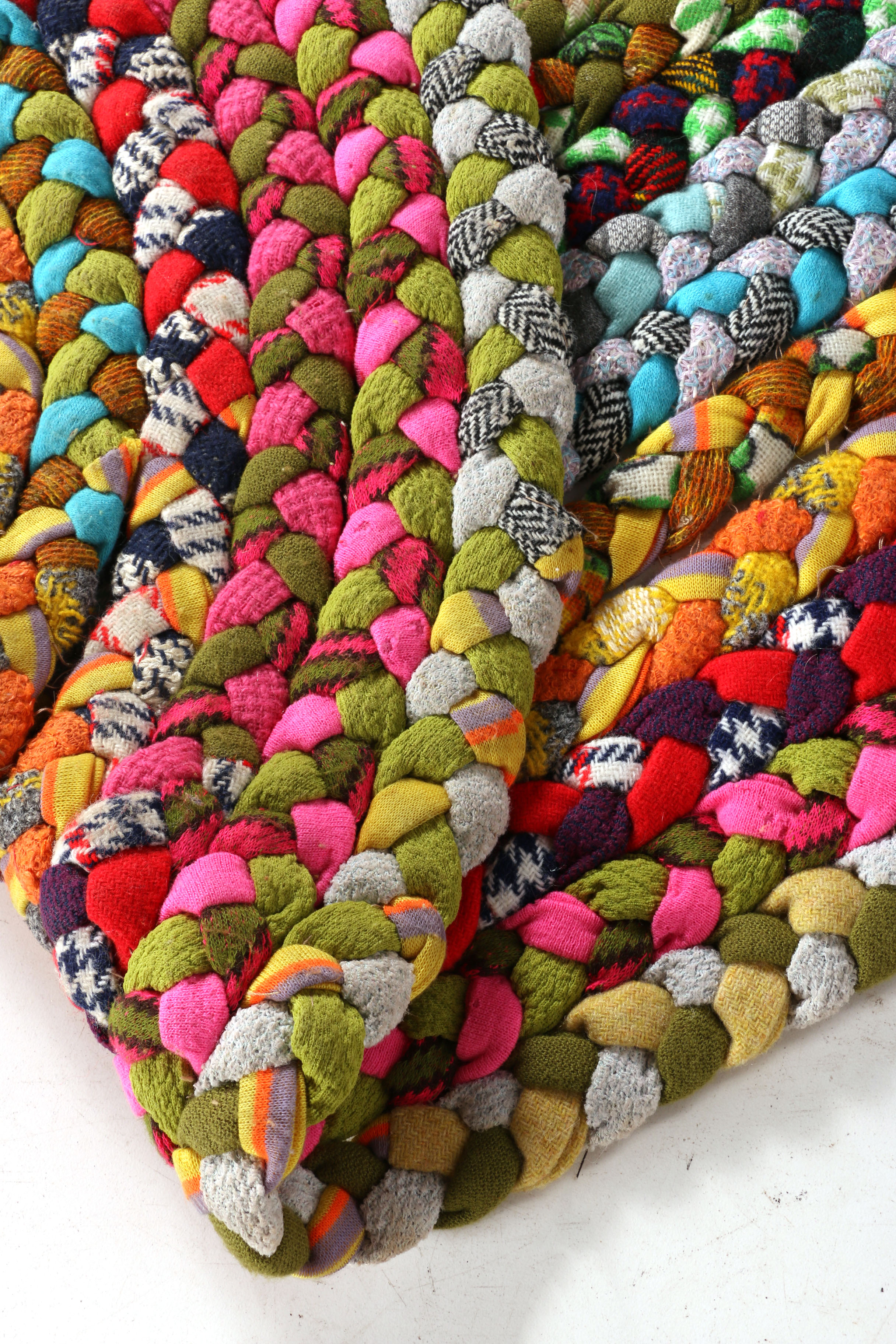 Vibrant Vintage Braided Area Rug