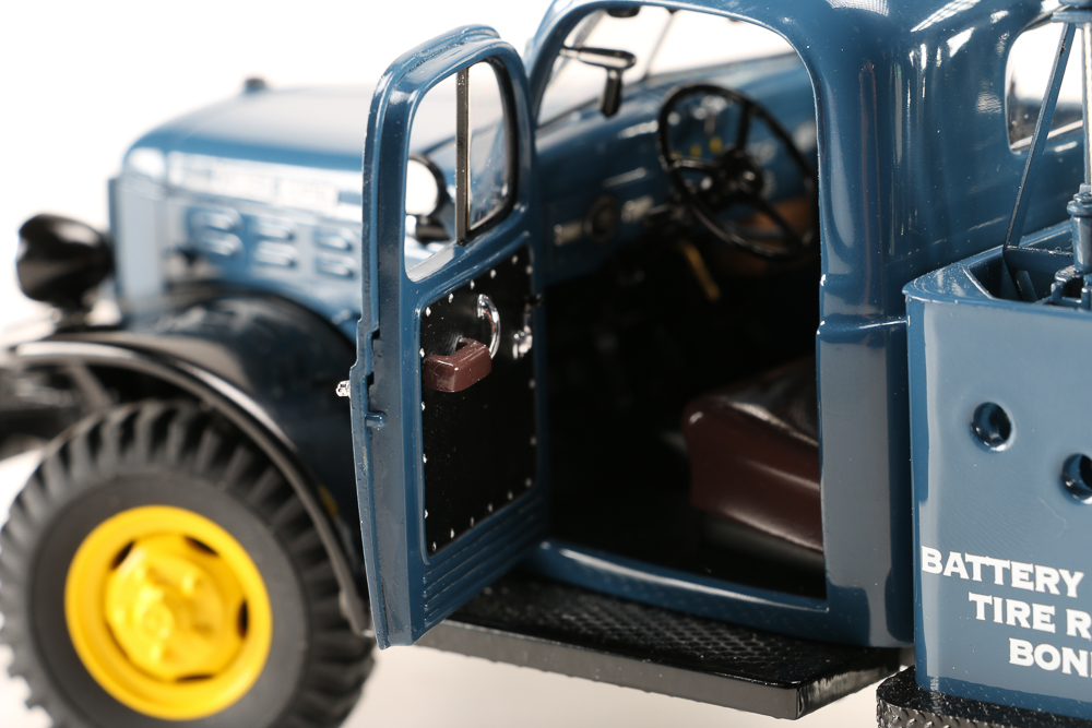 Die-Cast 1946 Dodge Power Wagon Tow Truck from The Danbury Mint