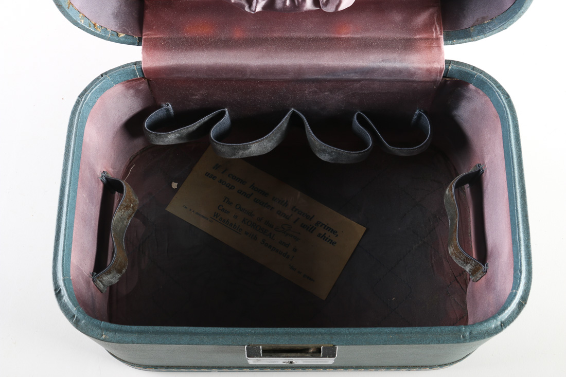 Three Pieces of Vintage Carry-On Luggage